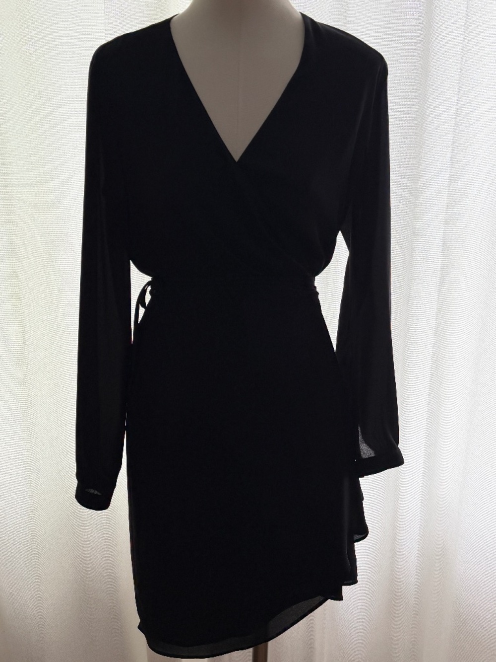 Aritzia Babatón black wrap dress size M medium semi sheer lined classic occasion